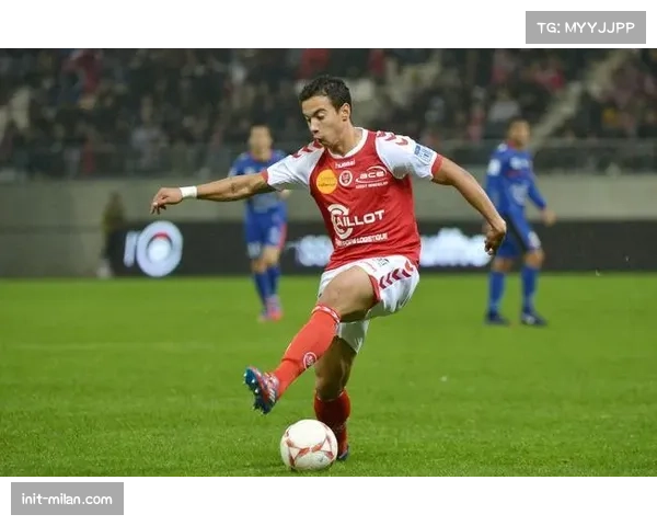 终场哨响:兰斯1-1战平布雷斯特,双方各取一分 终场哨响:兰斯1-1战平布雷斯特,双方各取一分